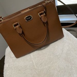 MK PURSE